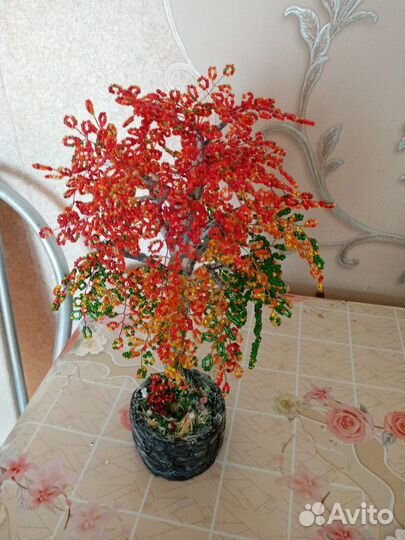 Деревья из бисера