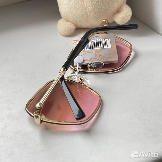 Новые солнцезащитные очки