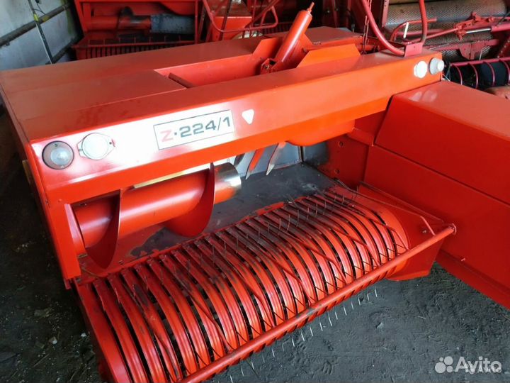 Пресс-подборщик Sipma Z224/1, 1996