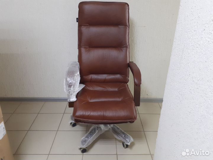 Компьютерное кресло