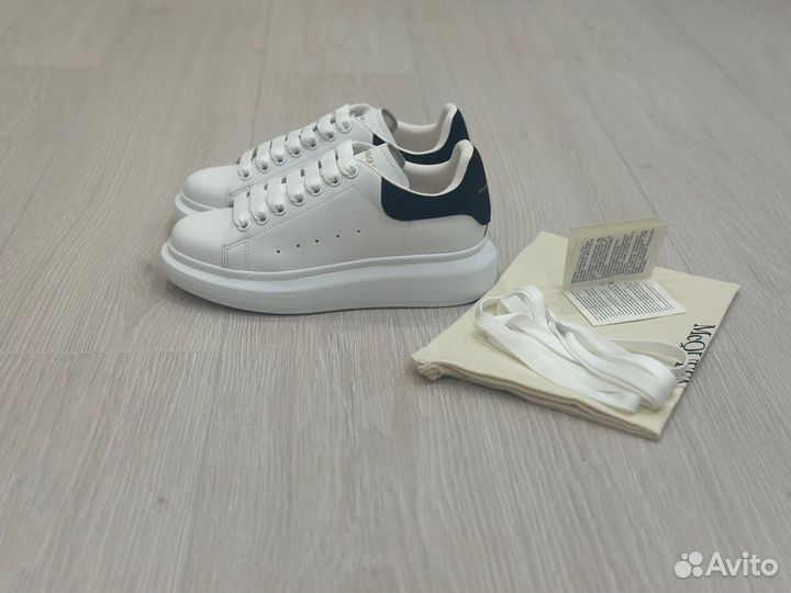 Кроссовки Alexander McQueen White Black (36-45)