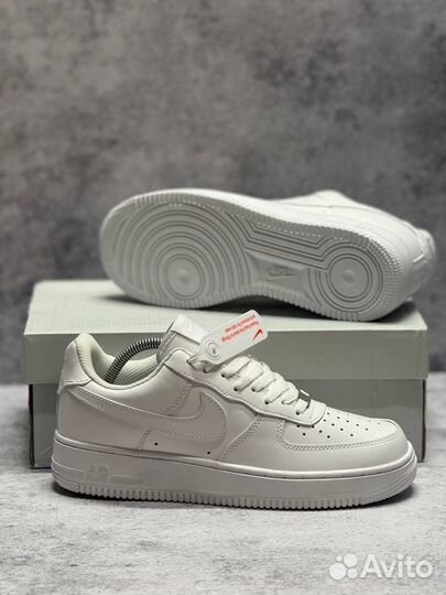 Кроссовки Nike air force 1 luxe