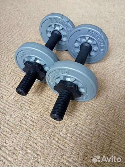 Гантели, обруч, пояс, фитнеслента, кроссовки