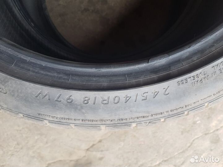 Dunlop Sport Maxx RT 245/40 R18