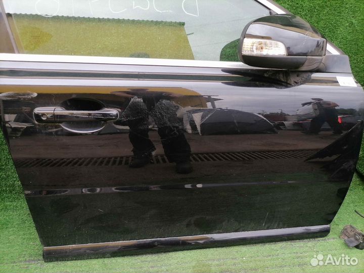 Дверь передняя правая Volvo V70 BW В сборе без зер