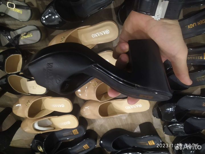 Женская обувь