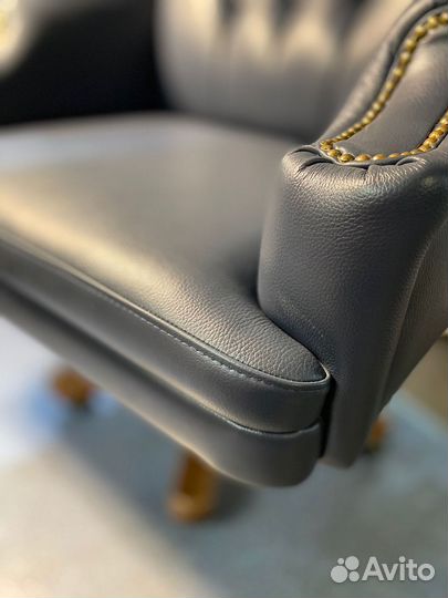 Кресло в кабинет