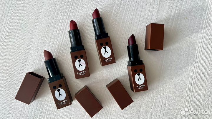 Губная помада новая