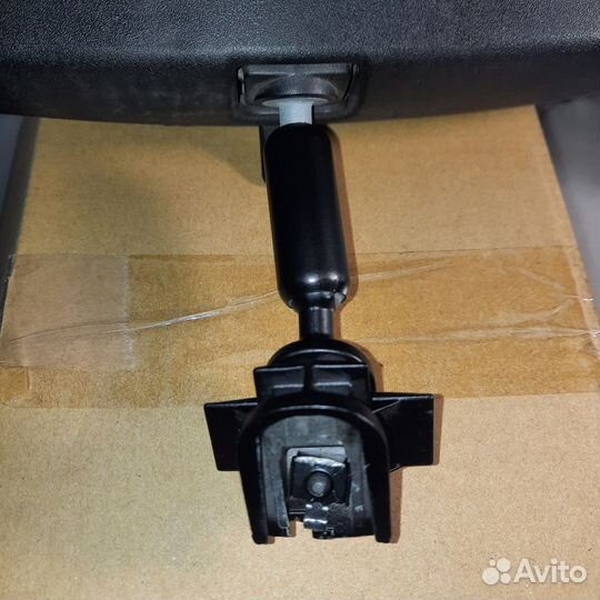 Зеркало заднего вида салонное