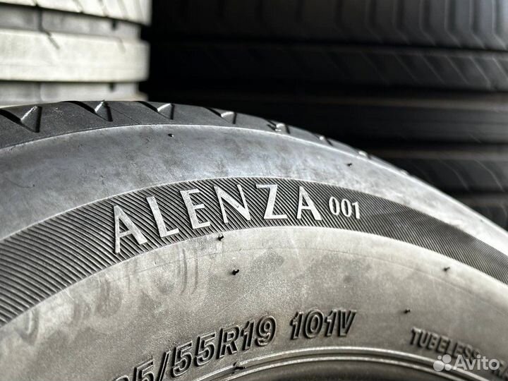 Bridgestone Alenza 001 235/55 R19