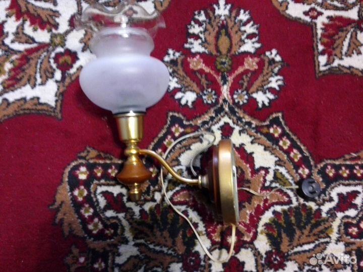 Люстра потолочная и бра