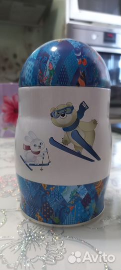 Банка с символикой sochi 2014