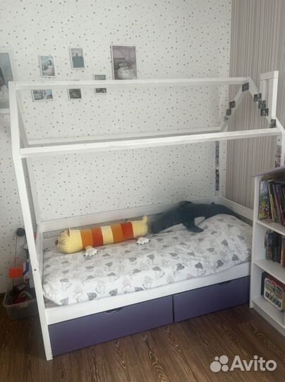 Детская кровать домик