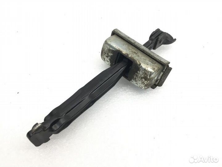 Ограничитель двери задний левый Chevrolet Cruze
