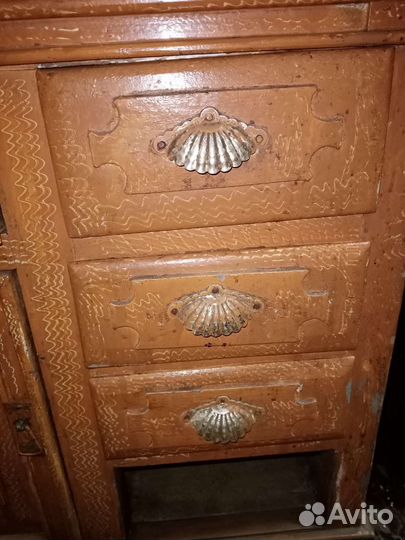 Буфет советский на реставрацию