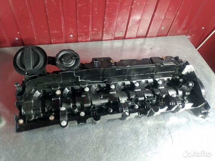 Клапанная крышка Bmw X5 F15 N57D30A 3.0 TD 2015