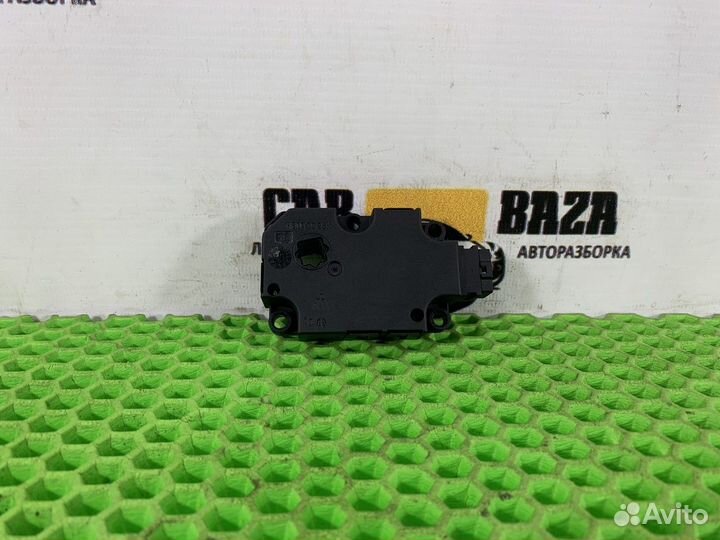 Моторчик заслонки отопителя