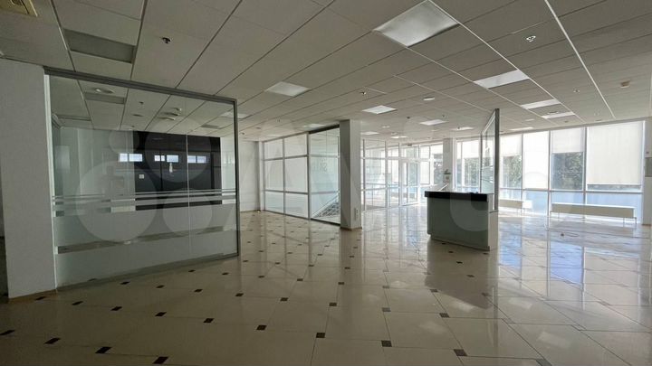 Офис с парковкой, 480 м² (все включено)