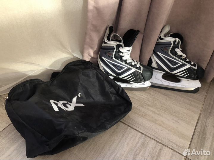 Коньки ледовые детские