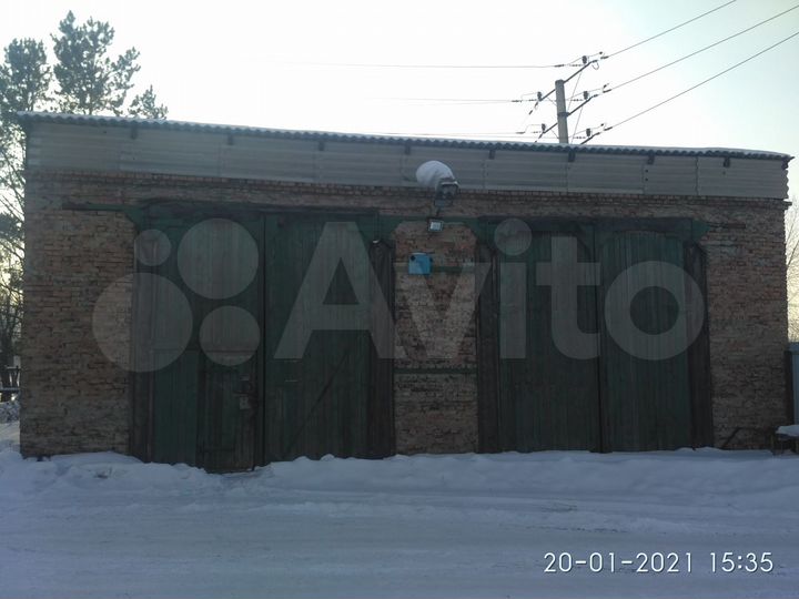 Гараж, > 30 м²