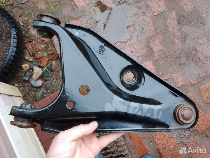 Рычаг Лада Xray