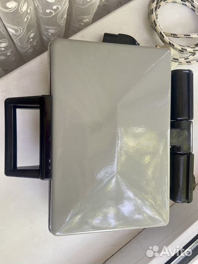 Электровафельница СССР новая