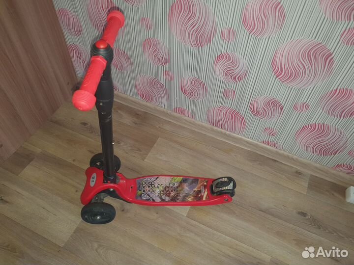 Самокат детский