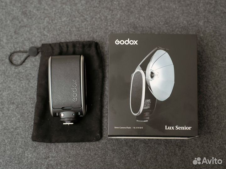 Вспышка накамерная godox lux junior