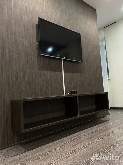 Навесная тумба под тв