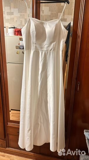 Свадебное платье новое с биркой 50 размер