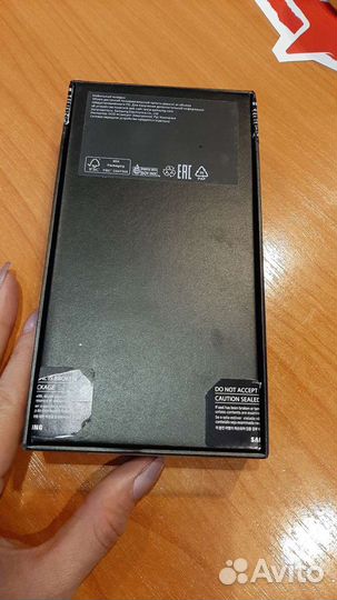 Коробка Samsung s21