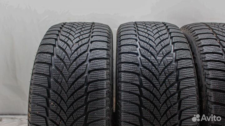 Goodyear UltraGrip Ice 2 235/45 R18 98T