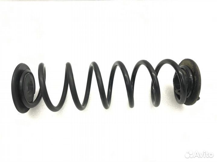 Пружина подвески задняя левая Skoda Octavia 1.6