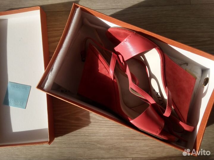 Босоножки 39