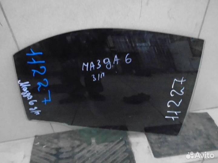 Стекло двери задней правой Mazda Atenza GG 2002-2