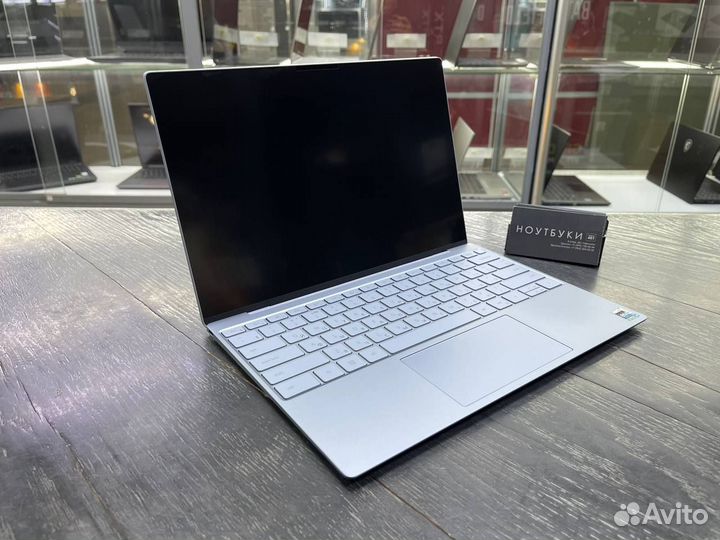 Нoвый ультрабук Dell XPS 13 9315 i7/16/512