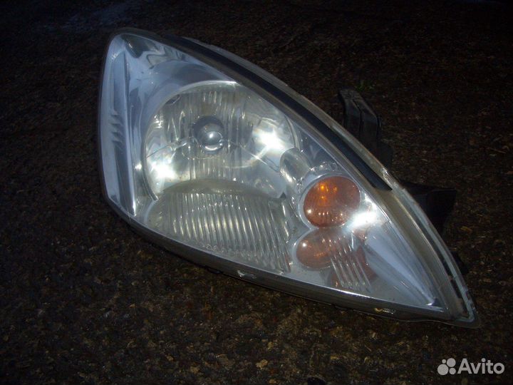 Фара правая Митсубиси Ланцер 9 с03