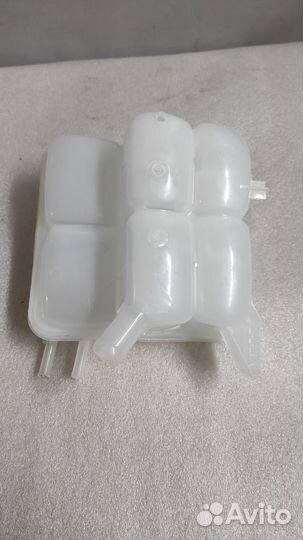 Бачок расширительный Mazda 3 BK / BL Ford Focus 2