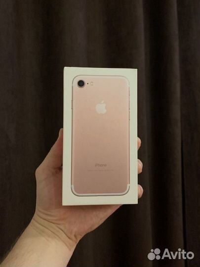 Коробки от девайсов Apple