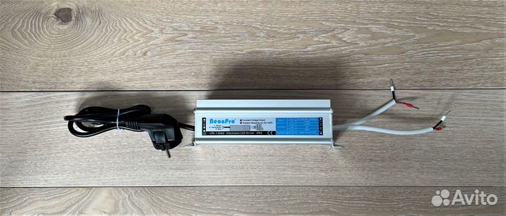 Блок питания 12В 5а