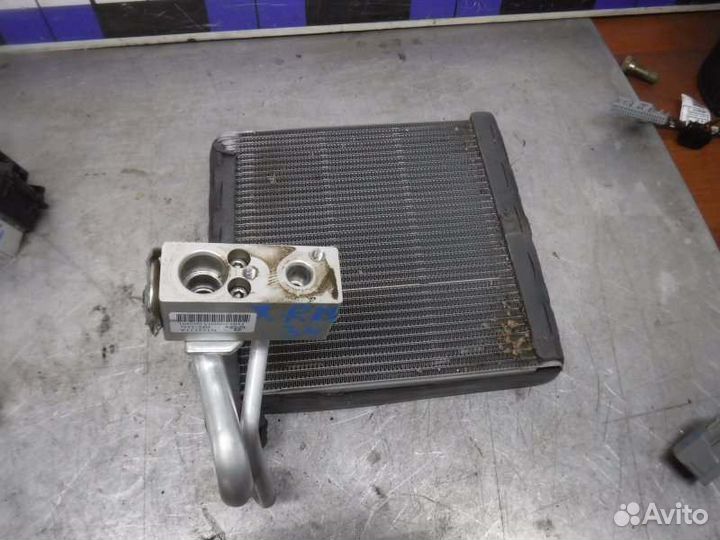 Испаритель кондиционера Лада X-Ray H4M 2016