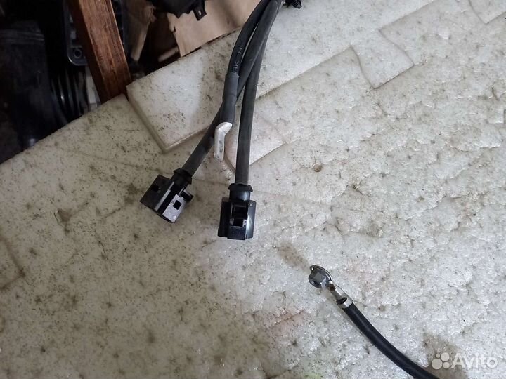 Клейма акб плюсовая Volkswagen Polo 6,2018г