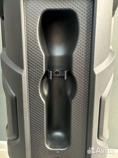 Огромная блютуз колонка с беспроводным микрофоном