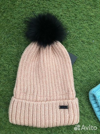 Шапка женнские VollkI