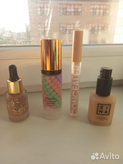 Коробка косметики пакетом