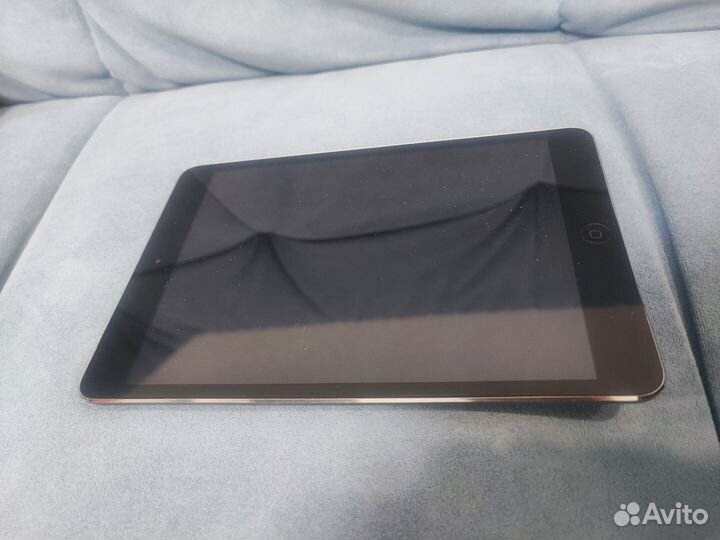 iPad mini 2 (Wi-Fi + Cellular) 16 GB