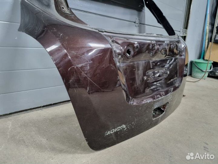 Дверь багажника Opel Mokka С 2012