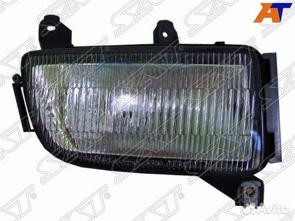 Фара противотуманная, туманка toyota lite ACE noah