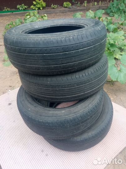 Yokohama Geolandar G98 215/65 R16