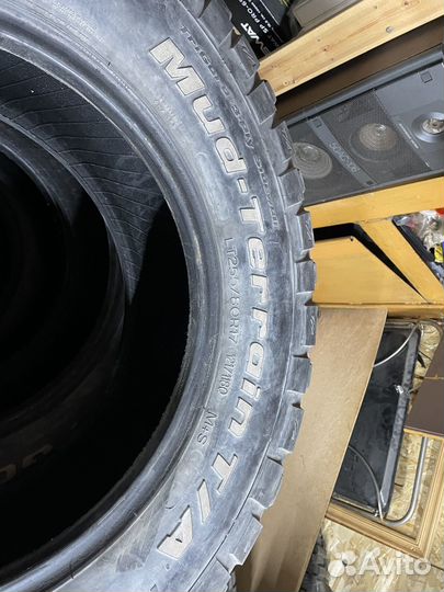 Bfgoodrich Mud-Terrain T/A KM2 255/80 R17